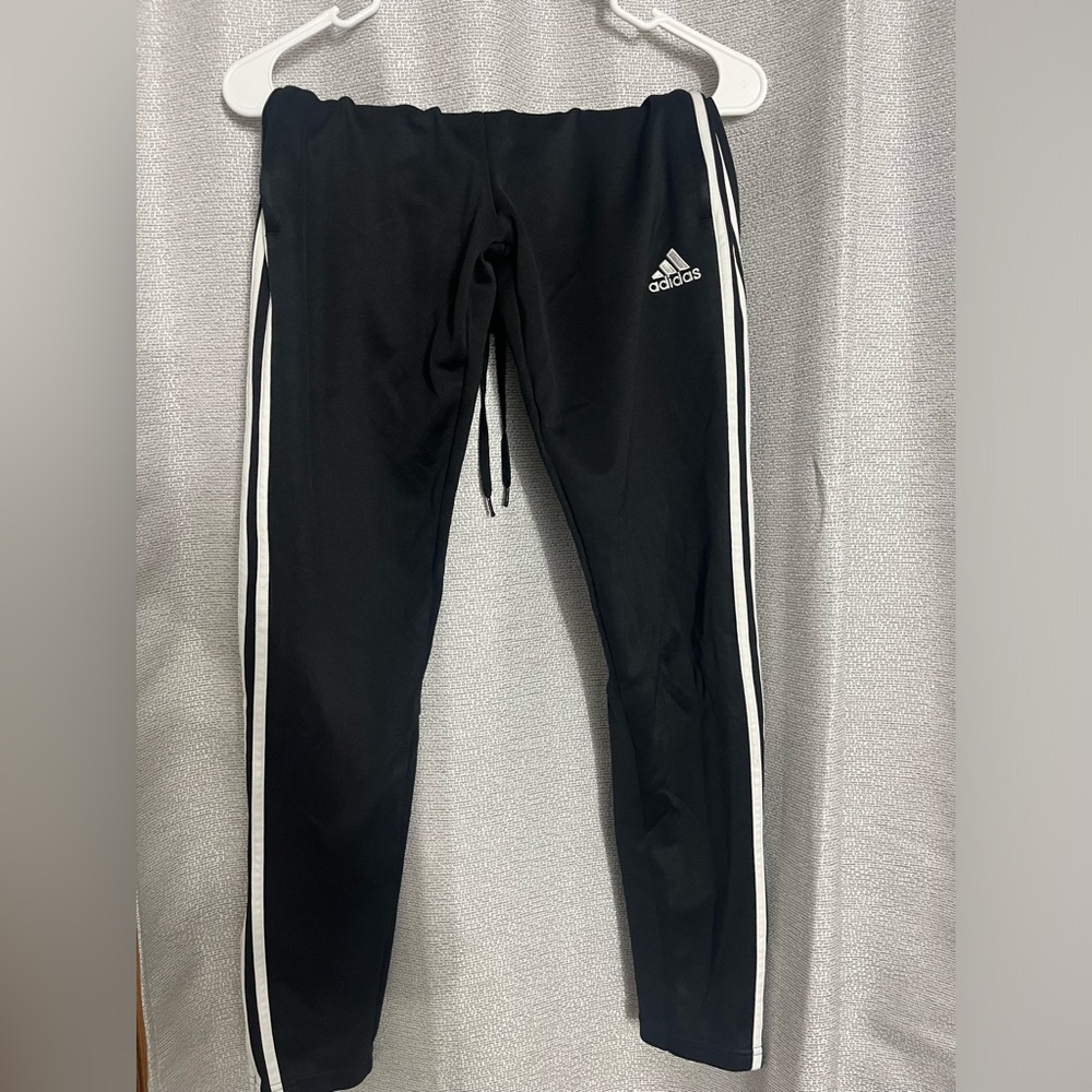 WOMENS Adidas Joggers w/ drawstring